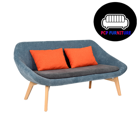 Tow seater sofa.